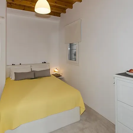 White Milos Villa Adámas