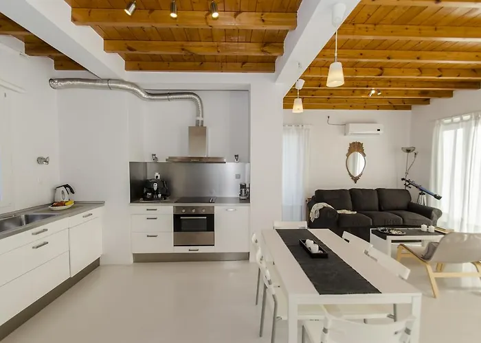 Villa White Milos Adámas