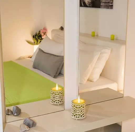 White Milos * Adámas